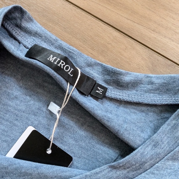 NWT MIROL Women's Short Sleeve Top Light Blue Size M - Picture 2 of 3